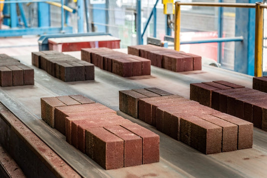 Hoe wordt een baksteen gemaakt?